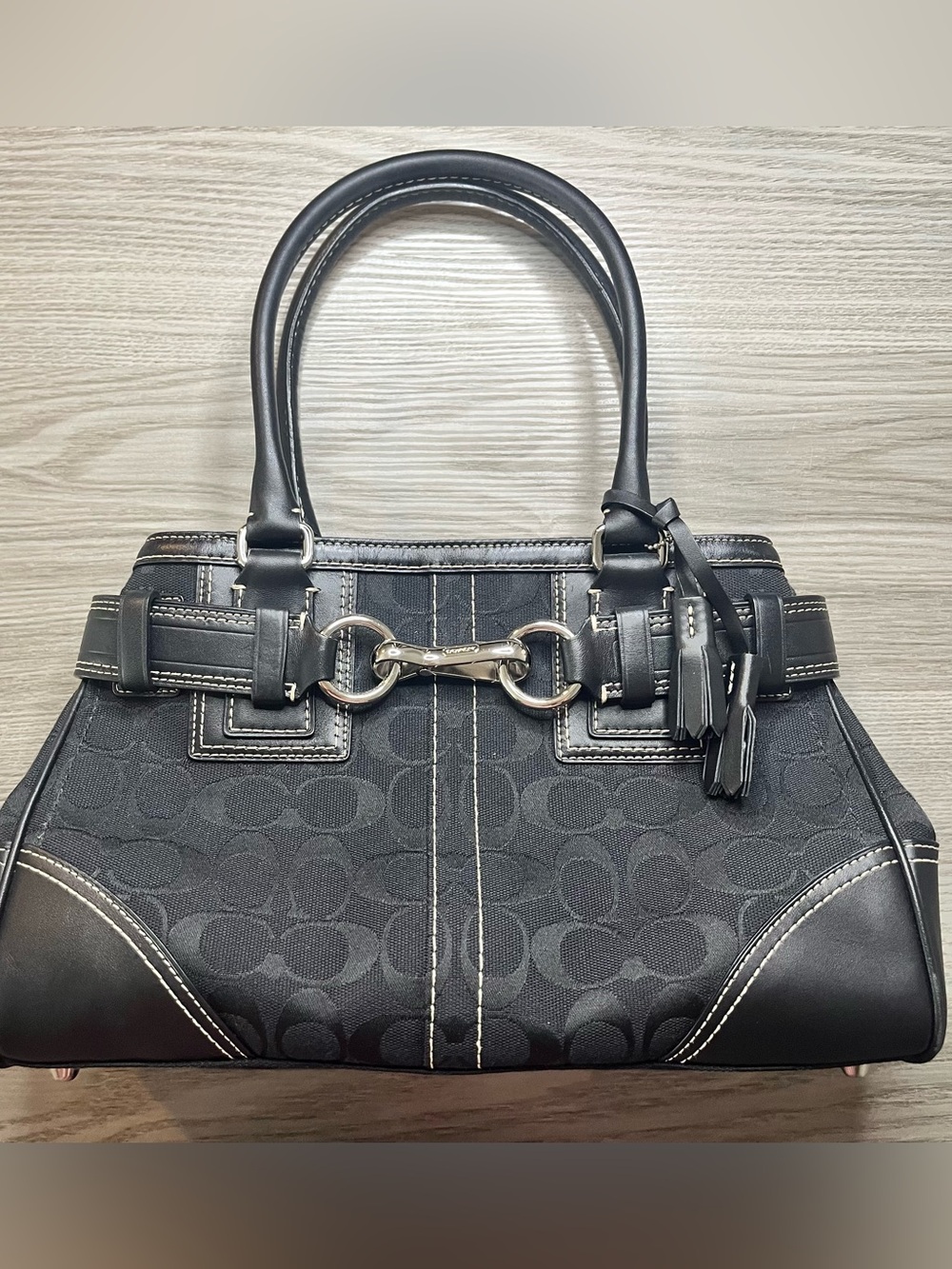 Coach Hamptons Carryall Satchel in Black